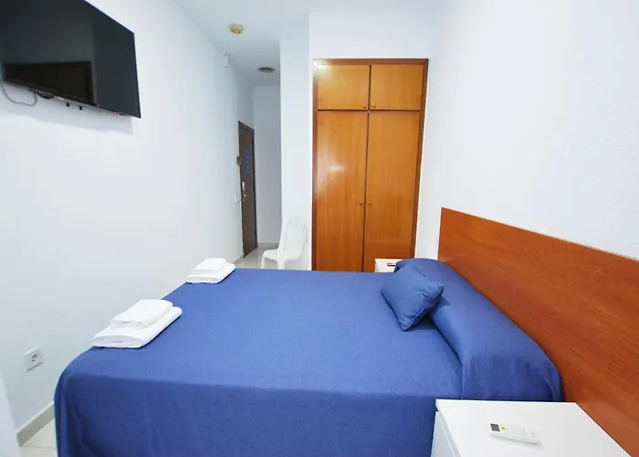 Hotel Tres Leones